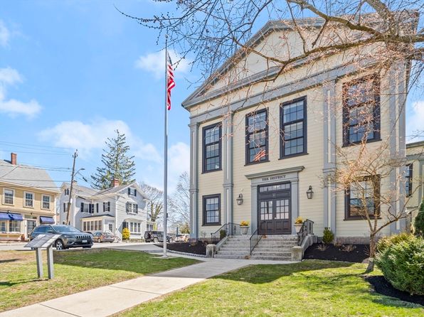 30 S Main St UNIT 105, Ipswich, MA 01938