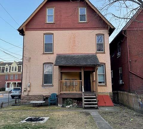 2nd image of 754 Grace St