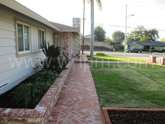 5th image of 2604 E Evergreen Ave