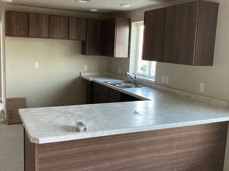 2606 Apache Court Suites 101 4 #201-301 — Photo 6