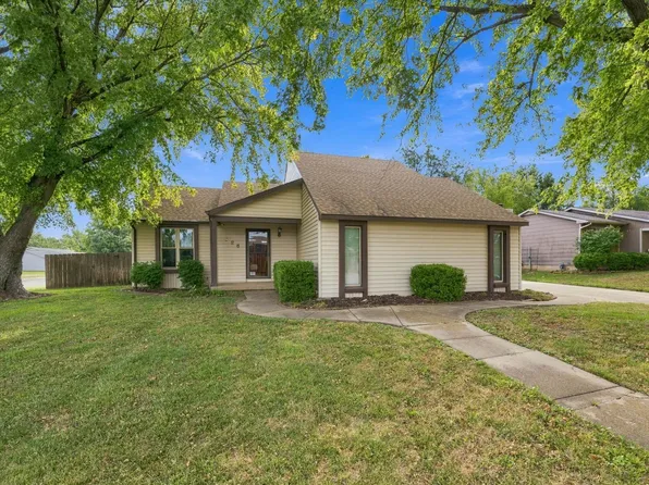 626 N Parkridge St, Wichita, KS 67212