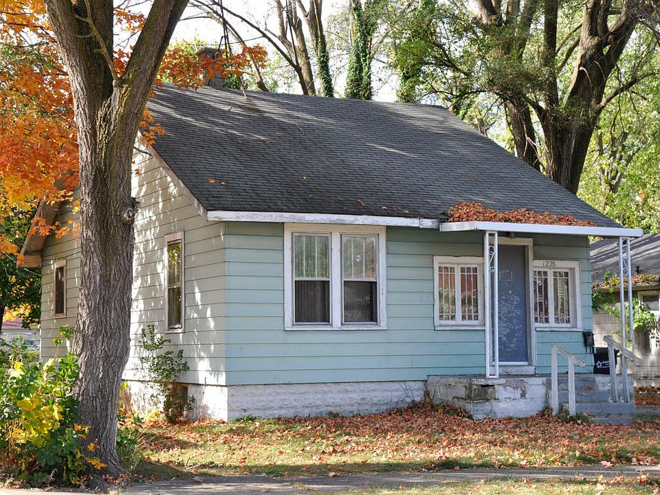 1st image of 1228 Pavone St