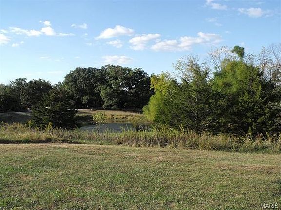5th image of 2 Wildflower Ln