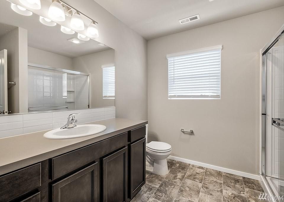 1st image of 10641 187th St E #712