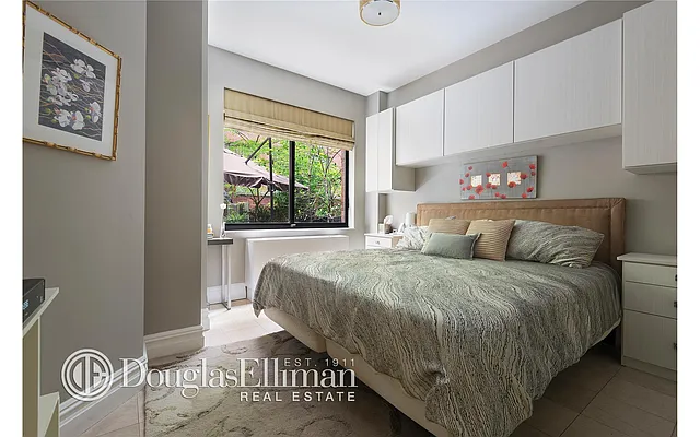 Sold by Douglas Elliman | media 8