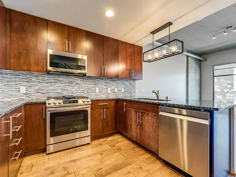 353 Bonneville Ave #123 — Photo 7
