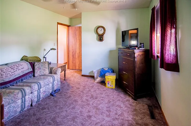 Thumbnail 12