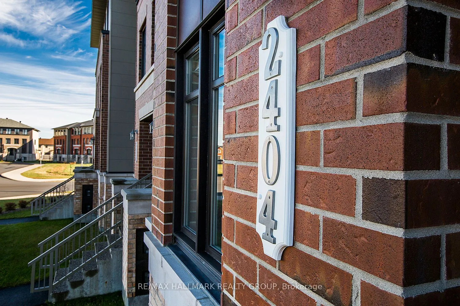 2 bed, $2,375 — Photo 2