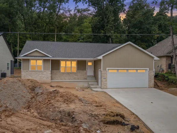 2480 Brenner Pl, Green Bay, WI 54301