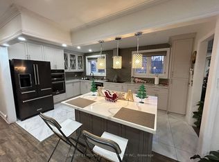 2 Ironwood Rd, Toronto, ON M9M 2A5