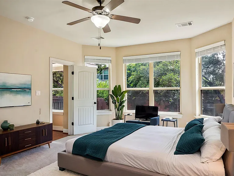 5809 Viejo Dr — Photo 16