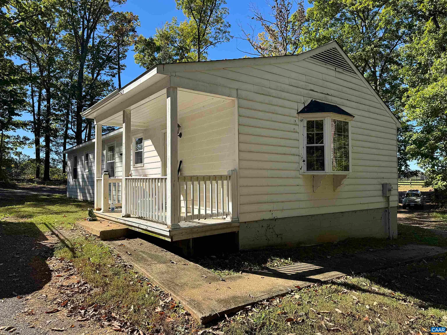 3 bed, 2.0 bath, 1224 sqft, $1,850 — Photo 3