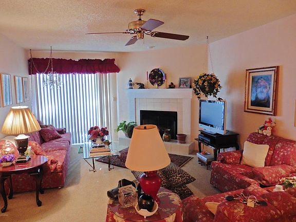 4th image of 3031 N Civic Center Plz Unit 260