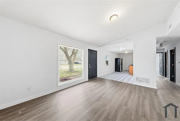 133 Saint Thomas Ln — Photo 24