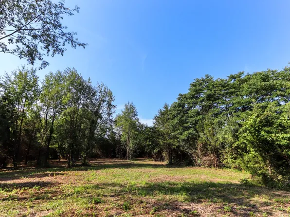 1794 N Hartstrait Rd, Bloomington, IN 47404