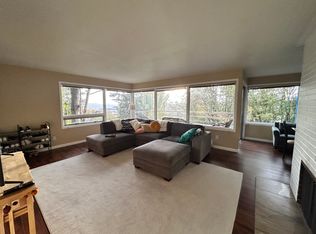 2231 11th Ave W APT 1, Seattle, WA 98119