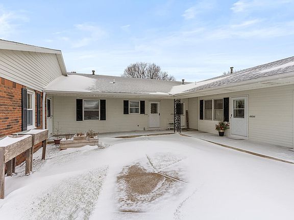 2nd image of 6702 N Wentward Ct #104