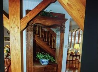 121 Westwood Dr, Russell, MA 01071