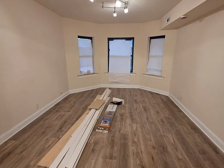 416 S Homan Ave #1 — Photo 2