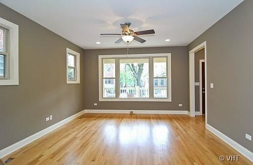 2nd image of 4038 N Sacramento Ave