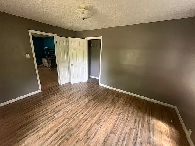 410 Coman St — Photo 3