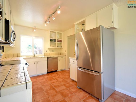 5th image of 4841 Rocklin Dr