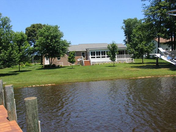 2nd image of 187 Holly Acre Pl