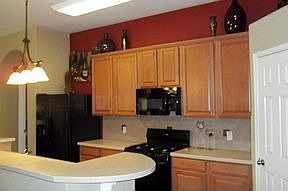 2nd image of 13426 Yaupon Holly Ln