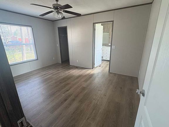 2nd image of 7811B Lazy Ln