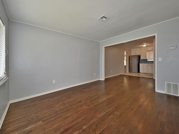 3rd image of 2209 Churchill Way