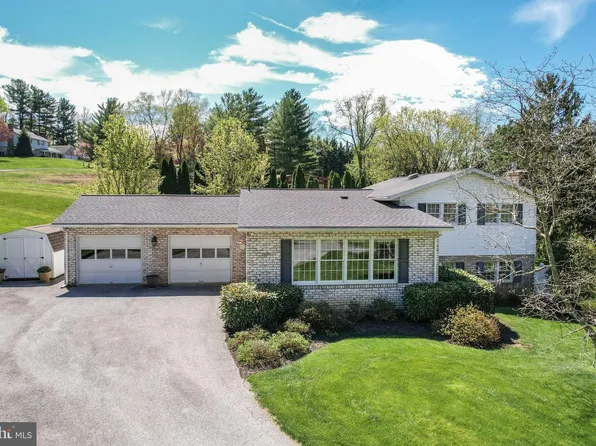 832 Winchester Dr, Westminster, MD 21157