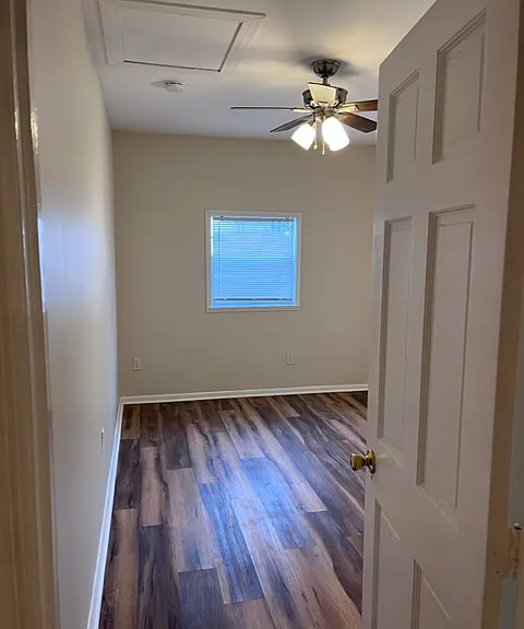 320 Skinner Blvd #320 — Photo 4