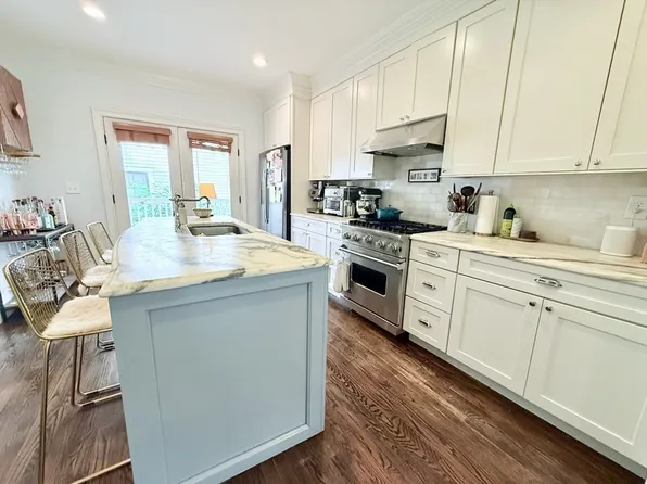 58 Seaverns Ave #1, Jamaica Plain, MA 02130