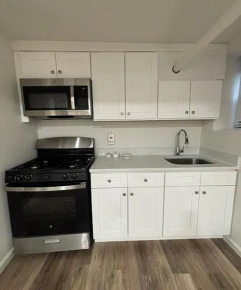159 Main St #13 — Photo 3