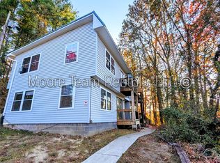 84 Toms Park Cir APT 14, Hendersonville, NC 28739