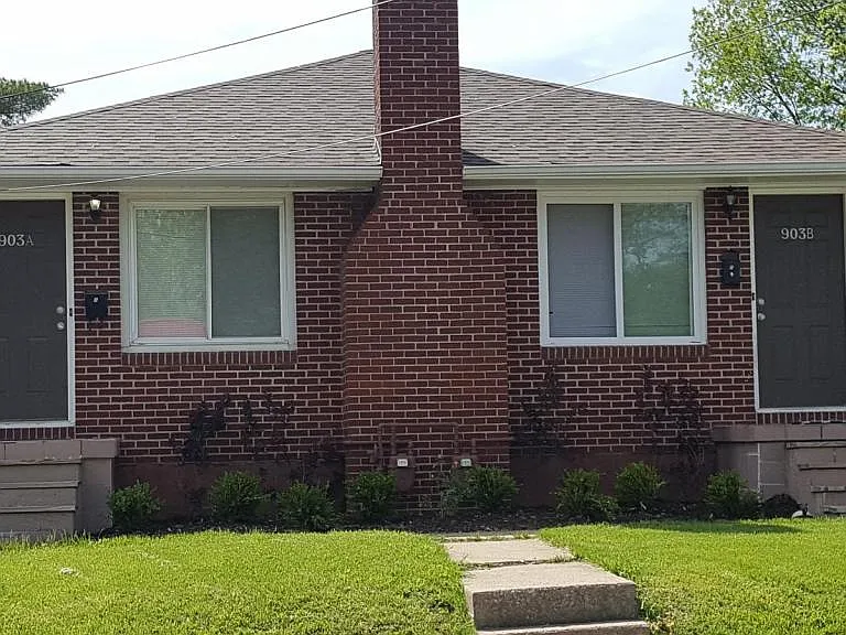 903 Nichols St #B — Photo 2