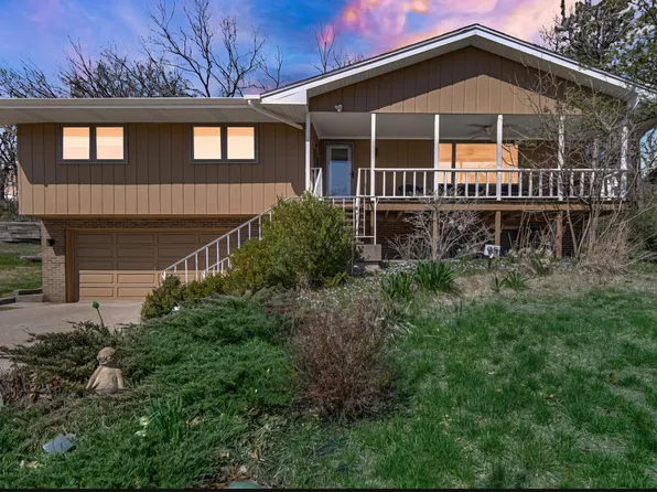 95 Diana Rd, Portage, IN 46368