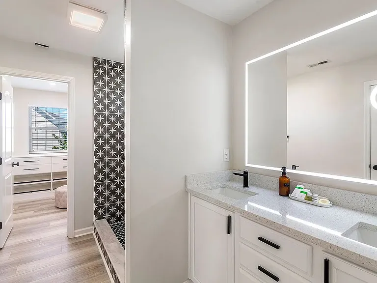 101 Roundhouse Ln — Photo 12