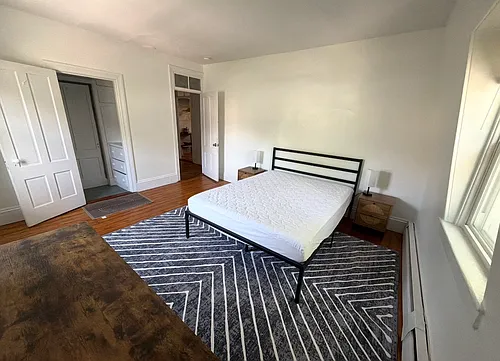 211 Williams St Photo 1