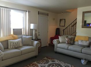 40 Orchard Ter APT B2, Wynantskill, NY 12198