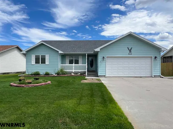 960 6th St, Gering, NE 69341