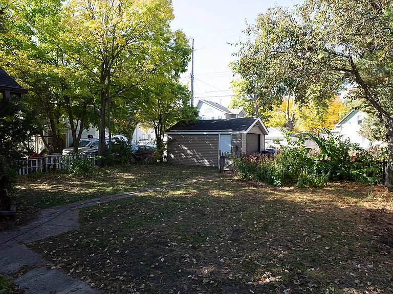 43rd Ave S — Photo 13