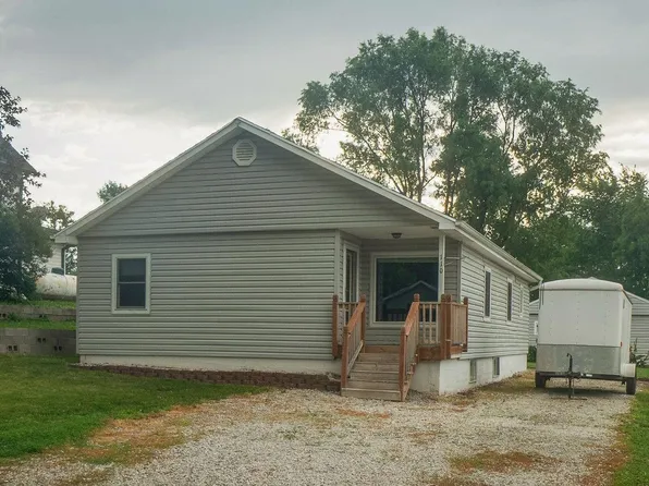 110 Oak St, Bronson, IA 51007