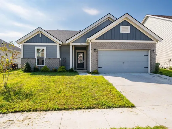 2061 Pebblewood Dr, Owensboro, KY 42303