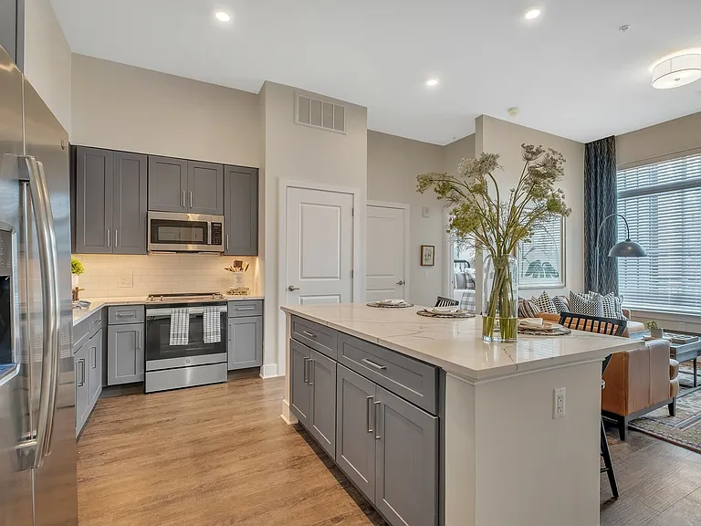 Icon Riverwalk - 55+ Active Adult Apartment Homes — Photo 3