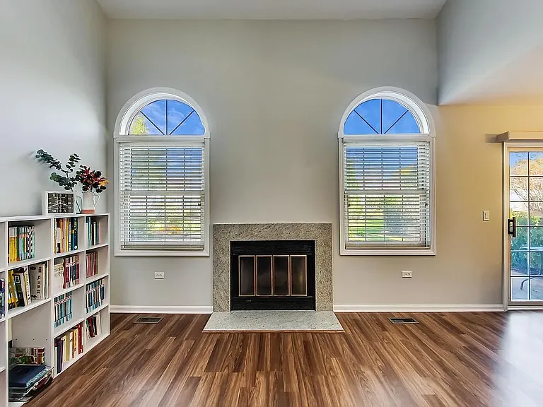 3245 Daniels Ct — Photo 12