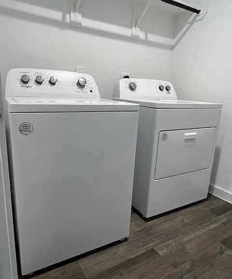 1006 Perezia Ct — Photo 20