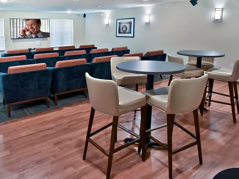 Cardinal Point Apartments — Photo 22