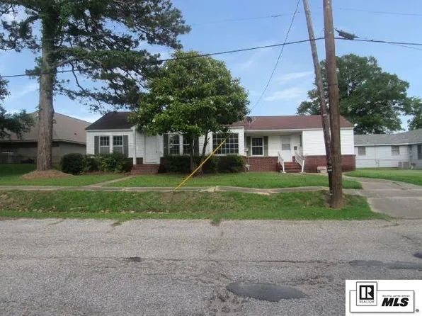 613 S Vine St, Bastrop, LA 71220