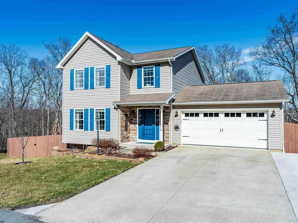 5 Regan Ct, Morgantown, WV 26508